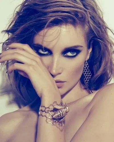 ADRIANNA portfolio photograph