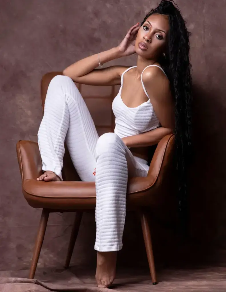 Nylie portfolio photograph